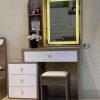 Bàn phấn đèn LED BP01
