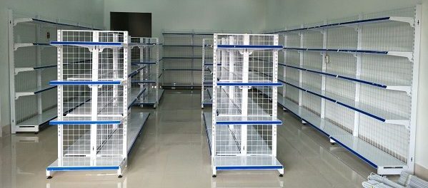 alt="Giá kệ siêu thị Nicelife kệ đầu dãy trưng bày sản phẩm"