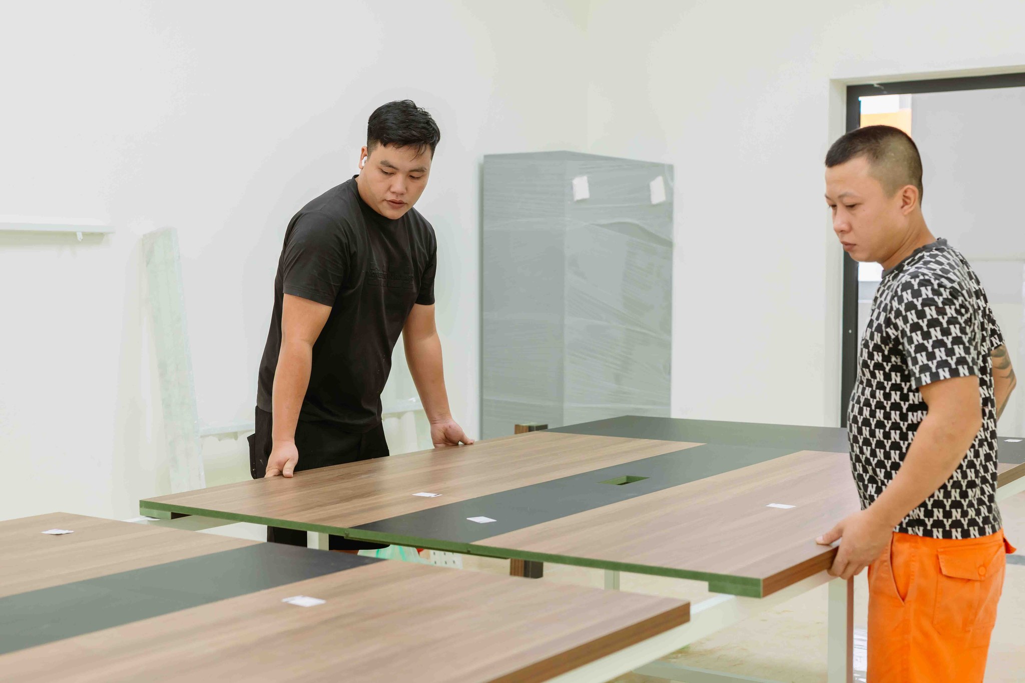 Nicelife lắp đặt nội thất văn phòng 